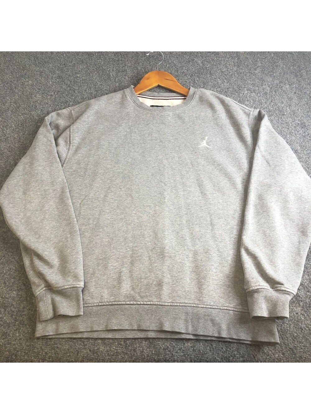 Nike Air Jordan Jumpman Sweatshirt Mens Medium Gray Logo Essential Crew Fleece